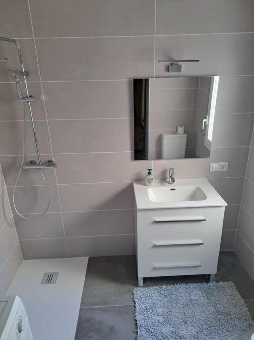 Nautilus Agradable A 5 Minutos A Pie De La Playa Holiday home Roses